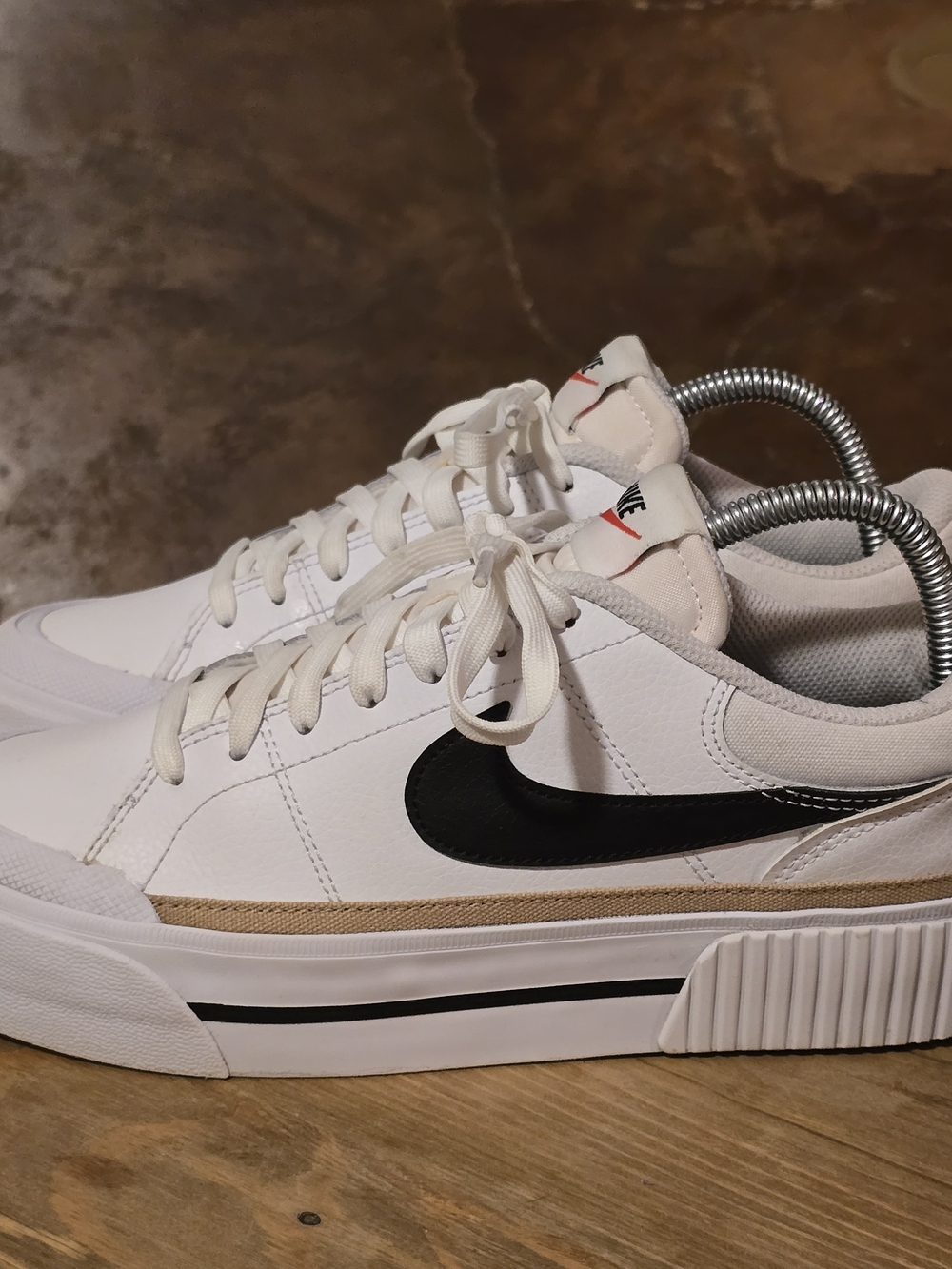 Nike Court Legacy Lift Platform Sneakers White Black DM7590-100 Women’s 8.5 - Picture 3 of 8